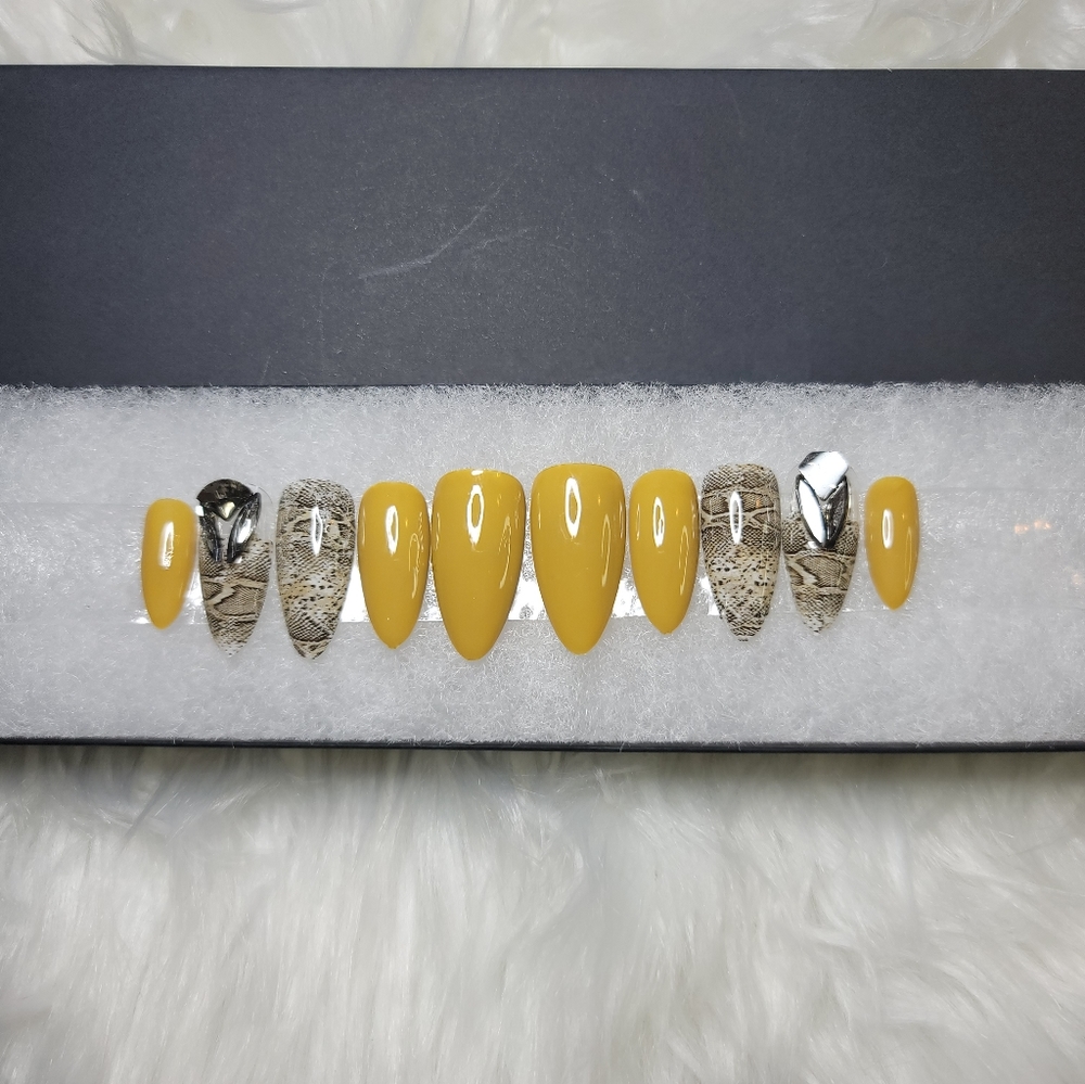 Press on Nails